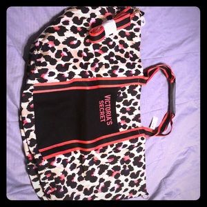 Victoria Secret Weekend Bag